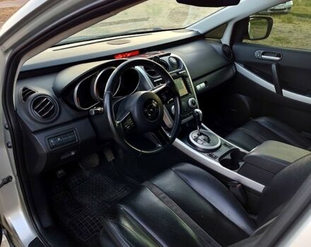 Серый Мазда СХ-7, объемом двигателя 2.3 л и пробегом 125 тыс. км за 5500 $, фото 4 на Automoto.ua