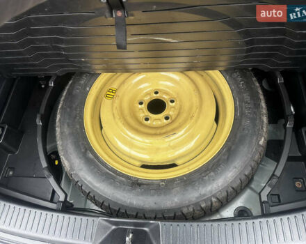 Сірий Мазда СХ-7, об'ємом двигуна 2.2 л та пробігом 189 тис. км за 9500 $, фото 61 на Automoto.ua