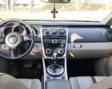 Сірий Мазда СХ-7, об'ємом двигуна 0 л та пробігом 222 тис. км за 7000 $, фото 3 на Automoto.ua