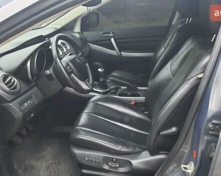 Серый Мазда СХ-7, объемом двигателя 2.2 л и пробегом 230 тыс. км за 8000 $, фото 2 на Automoto.ua