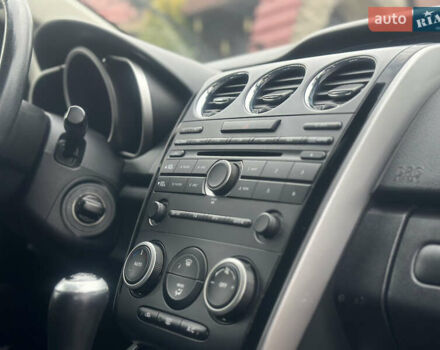 Сірий Мазда СХ-7, об'ємом двигуна 2.2 л та пробігом 189 тис. км за 9500 $, фото 25 на Automoto.ua