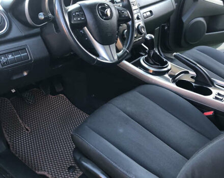 Серый Мазда СХ-7, объемом двигателя 2.2 л и пробегом 260 тыс. км за 8200 $, фото 7 на Automoto.ua