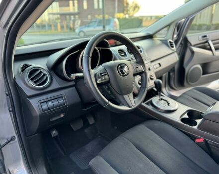 Серый Мазда СХ-7, объемом двигателя 2.5 л и пробегом 280 тыс. км за 8999 $, фото 5 на Automoto.ua