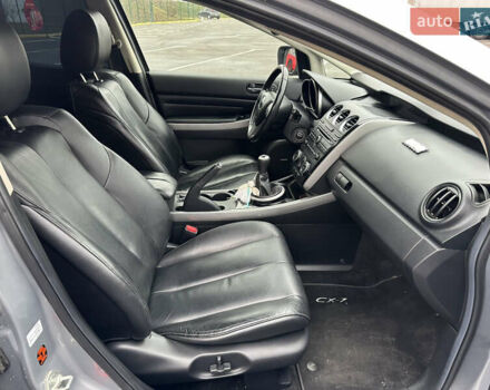 Серый Мазда СХ-7, объемом двигателя 2.18 л и пробегом 180 тыс. км за 10500 $, фото 9 на Automoto.ua