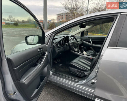 Серый Мазда СХ-7, объемом двигателя 2.18 л и пробегом 180 тыс. км за 10500 $, фото 10 на Automoto.ua