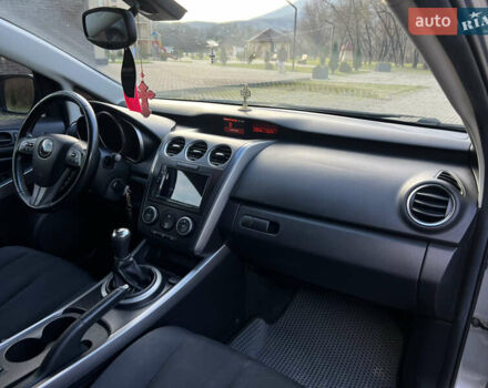 Серый Мазда СХ-7, объемом двигателя 2.2 л и пробегом 233 тыс. км за 10500 $, фото 38 на Automoto.ua