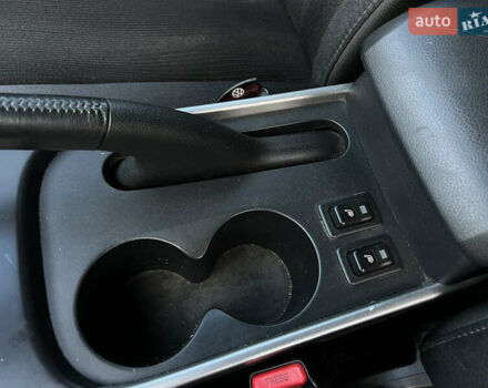 Серый Мазда СХ-7, объемом двигателя 2.2 л и пробегом 233 тыс. км за 10500 $, фото 27 на Automoto.ua