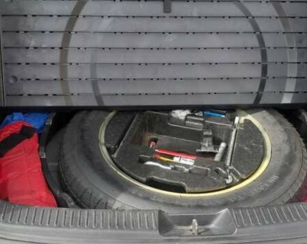 Серый Мазда СХ-7, объемом двигателя 2.2 л и пробегом 161 тыс. км за 10100 $, фото 7 на Automoto.ua