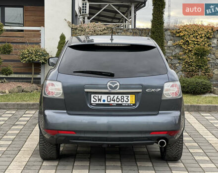 Серый Мазда СХ-7, объемом двигателя 2.2 л и пробегом 200 тыс. км за 9700 $, фото 21 на Automoto.ua