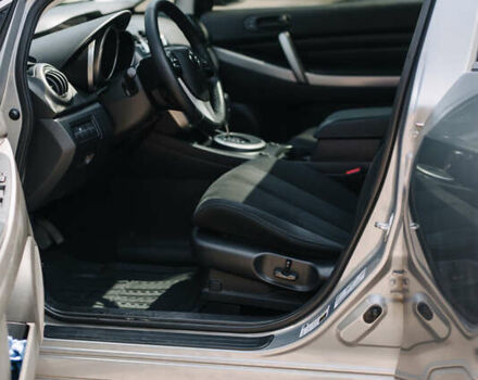 Мазда СХ-7 2011 в Умани на Automoto.ua Серый Мазда СХ-7, объемом двигателя 2.5 л и пробегом 153 тыс. км за 11500 $, фото 9 на Automoto.ua