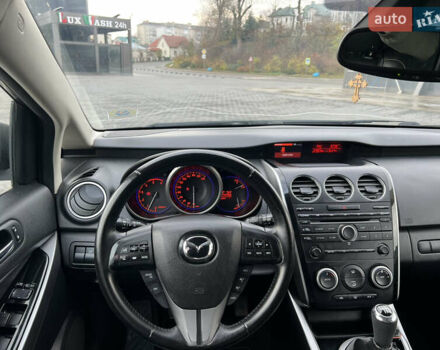 Серый Мазда СХ-7, объемом двигателя 2.18 л и пробегом 240 тыс. км за 11000 $, фото 6 на Automoto.ua