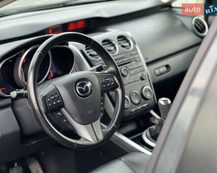 Серый Мазда СХ-7, объемом двигателя 2.18 л и пробегом 240 тыс. км за 11000 $, фото 9 на Automoto.ua