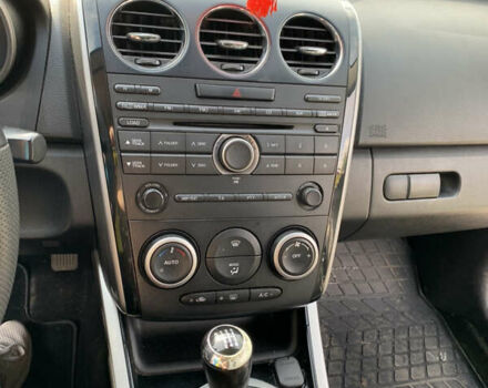 Синий Мазда СХ-7, объемом двигателя 2.2 л и пробегом 171 тыс. км за 9000 $, фото 4 на Automoto.ua