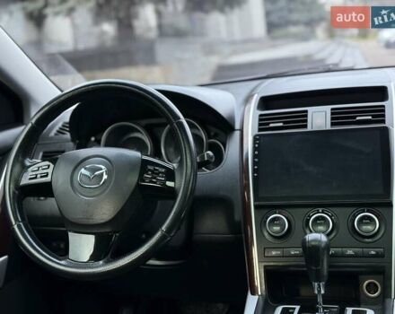 Белый Мазда СХ-9, объемом двигателя 3.73 л и пробегом 250 тыс. км за 7999 $, фото 63 на Automoto.ua