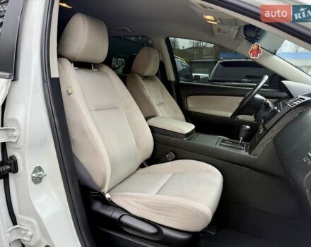 Білий Мазда СХ-9, об'ємом двигуна 3.73 л та пробігом 130 тис. км за 11800 $, фото 10 на Automoto.ua