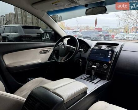Білий Мазда СХ-9, об'ємом двигуна 3.73 л та пробігом 130 тис. км за 11800 $, фото 11 на Automoto.ua