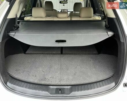 Белый Мазда СХ-9, объемом двигателя 2.5 л и пробегом 151 тыс. км за 20100 $, фото 23 на Automoto.ua