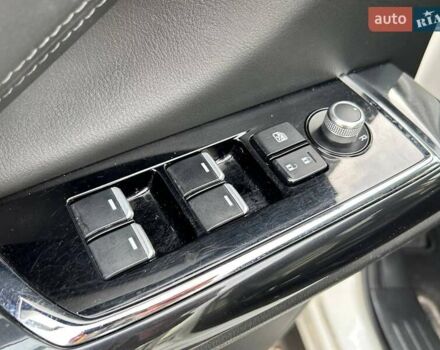 Білий Мазда СХ-9, об'ємом двигуна 2.49 л та пробігом 132 тис. км за 21700 $, фото 12 на Automoto.ua