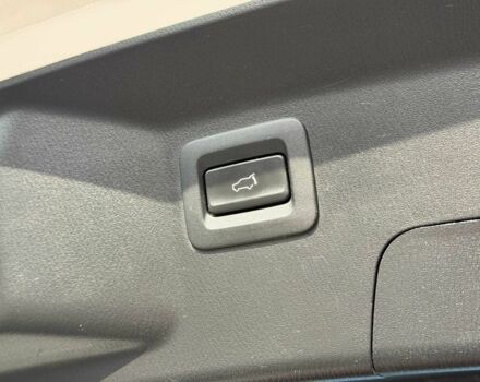 Белый Мазда СХ-9, объемом двигателя 2.5 л и пробегом 128 тыс. км за 22000 $, фото 9 на Automoto.ua