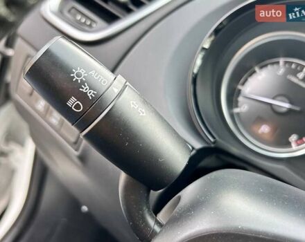 Білий Мазда СХ-9, об'ємом двигуна 2.49 л та пробігом 132 тис. км за 21700 $, фото 19 на Automoto.ua