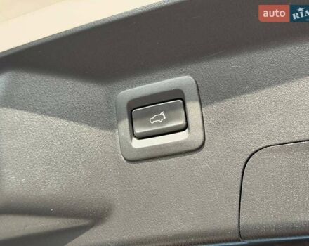 Белый Мазда СХ-9, объемом двигателя 2.49 л и пробегом 128 тыс. км за 22000 $, фото 30 на Automoto.ua