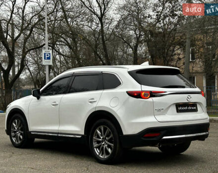Белый Мазда СХ-9, объемом двигателя 2.49 л и пробегом 70 тыс. км за 22999 $, фото 2 на Automoto.ua