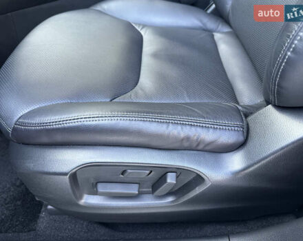 Білий Мазда СХ-9, об'ємом двигуна 2.49 л та пробігом 72 тис. км за 36000 $, фото 6 на Automoto.ua