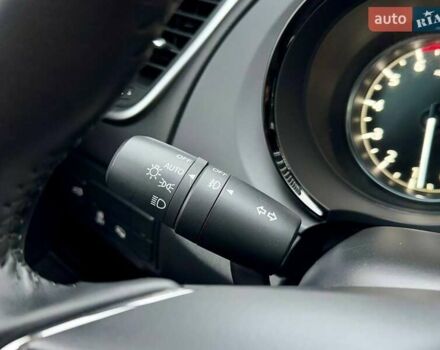 Білий Мазда СХ-9, об'ємом двигуна 2.5 л та пробігом 33 тис. км за 31000 $, фото 61 на Automoto.ua