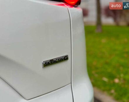 Білий Мазда СХ-9, об'ємом двигуна 2.5 л та пробігом 33 тис. км за 31000 $, фото 13 на Automoto.ua