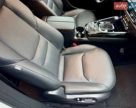 Білий Мазда СХ-9, об'ємом двигуна 2.5 л та пробігом 33 тис. км за 31000 $, фото 48 на Automoto.ua