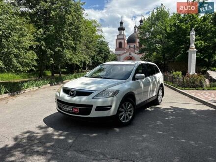 Белый Мазда СХ-9, объемом двигателя 3.7 л и пробегом 621 тыс. км за 8640 $, фото 1 на Automoto.ua