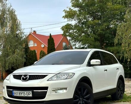 Белый Мазда СХ-9, объемом двигателя 3.7 л и пробегом 293 тыс. км за 8500 $, фото 1 на Automoto.ua
