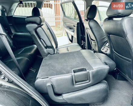 Черный Мазда СХ-9, объемом двигателя 0 л и пробегом 162 тыс. км за 8800 $, фото 115 на Automoto.ua