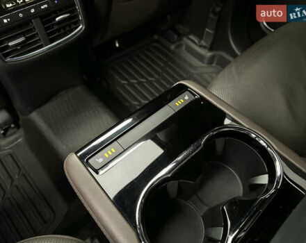 Чорний Мазда СХ-9, об'ємом двигуна 2.5 л та пробігом 30 тис. км за 37000 $, фото 45 на Automoto.ua