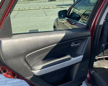 Красный Мазда СХ-9, объемом двигателя 3.7 л и пробегом 60 тыс. км за 9905 $, фото 12 на Automoto.ua