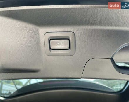 Мазда СХ-9, объемом двигателя 2.49 л и пробегом 155 тыс. км за 19000 $, фото 31 на Automoto.ua