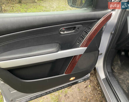 Серый Мазда СХ-9, объемом двигателя 3.49 л и пробегом 240 тыс. км за 8000 $, фото 4 на Automoto.ua