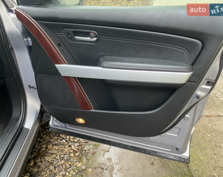 Серый Мазда СХ-9, объемом двигателя 3.49 л и пробегом 240 тыс. км за 8000 $, фото 6 на Automoto.ua