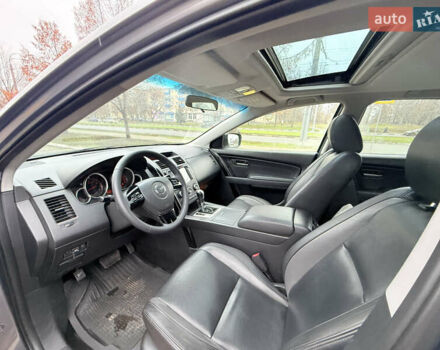 Серый Мазда СХ-9, объемом двигателя 3.73 л и пробегом 255 тыс. км за 6800 $, фото 19 на Automoto.ua