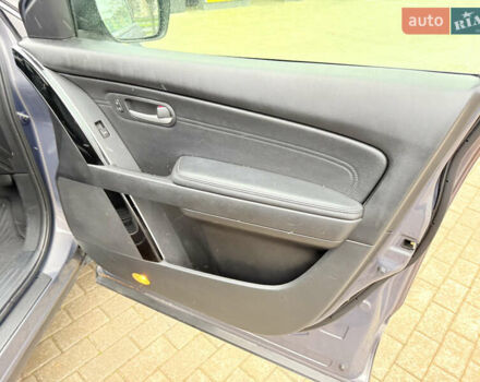 Серый Мазда СХ-9, объемом двигателя 3.73 л и пробегом 255 тыс. км за 6800 $, фото 2 на Automoto.ua