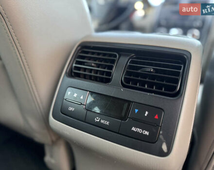 Синий Мазда СХ-9, объемом двигателя 3.7 л и пробегом 223 тыс. км за 12800 $, фото 83 на Automoto.ua