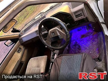 Мазда Капелла, об'ємом двигуна 2 л та пробігом 200 тис. км за 700 $, фото 1 на Automoto.ua