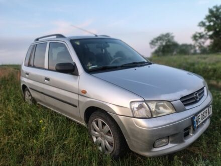 Сірий Мазда Деміо, об'ємом двигуна 1.5 л та пробігом 200 тис. км за 3350 $, фото 1 на Automoto.ua