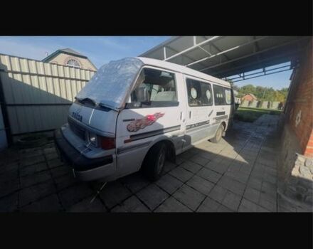 Белый Мазда E 2000, объемом двигателя 2 л и пробегом 250 тыс. км за 3000 $, фото 2 на Automoto.ua