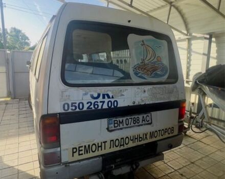 Белый Мазда E 2000, объемом двигателя 2 л и пробегом 250 тыс. км за 3000 $, фото 4 на Automoto.ua