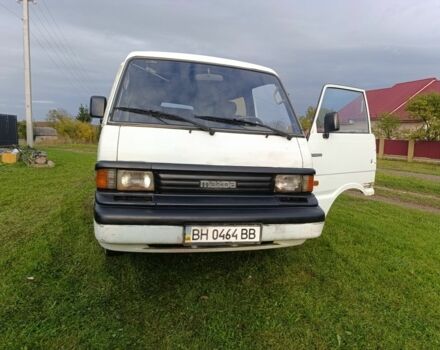 Білий Мазда E 2000, об'ємом двигуна 2 л та пробігом 564 тис. км за 850 $, фото 1 на Automoto.ua