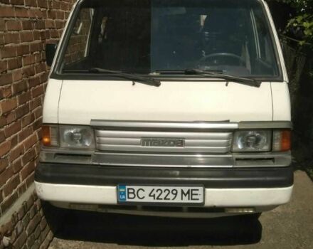 Білий Мазда E 2000, об'ємом двигуна 2.2 л та пробігом 376 тис. км за 1798 $, фото 1 на Automoto.ua