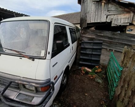 Белый Мазда E 2000, объемом двигателя 0 л и пробегом 300 тыс. км за 600 $, фото 2 на Automoto.ua