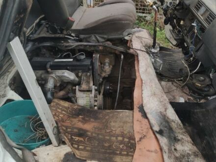 Белый Мазда E 2000, объемом двигателя 2 л и пробегом 3 тыс. км за 1183 $, фото 1 на Automoto.ua