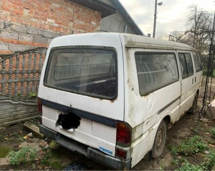 Бежевий Мазда E 2000, об'ємом двигуна 2.2 л та пробігом 186 тис. км за 830 $, фото 1 на Automoto.ua